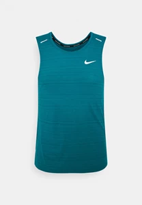 Nike M Dry